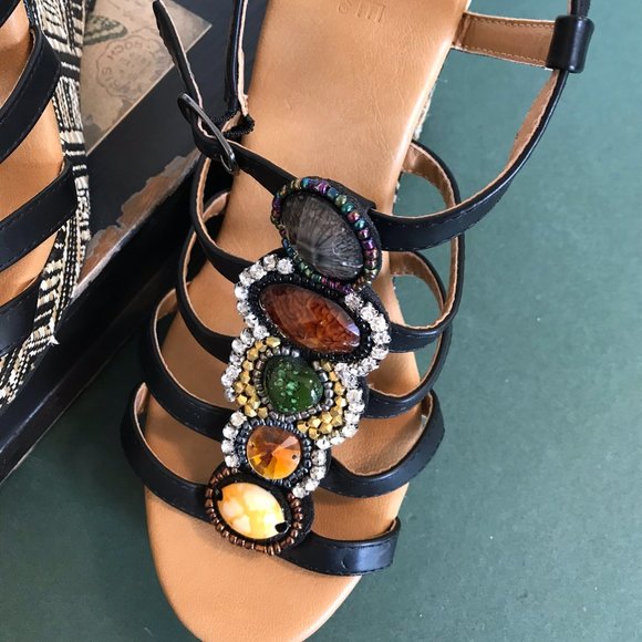 Dolce by Mojomoxy Wedge Platform Black Sandals - Picture 4 of 8